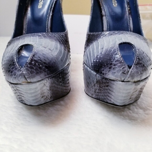 Sergio Rossi Size 36.5 Watersnake Leather‎ Platform Peep-Toe Pump High Heels - Picture 7 of 9